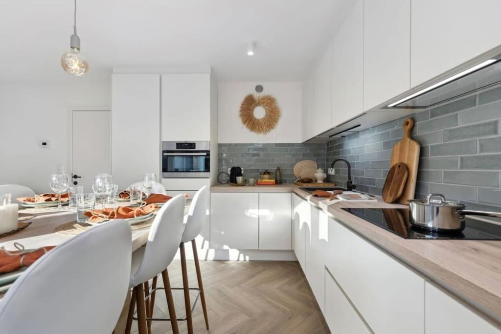 Michelle - Recent Gerenoveerd Stijlvol Appartement 奥斯滕德 外观 照片